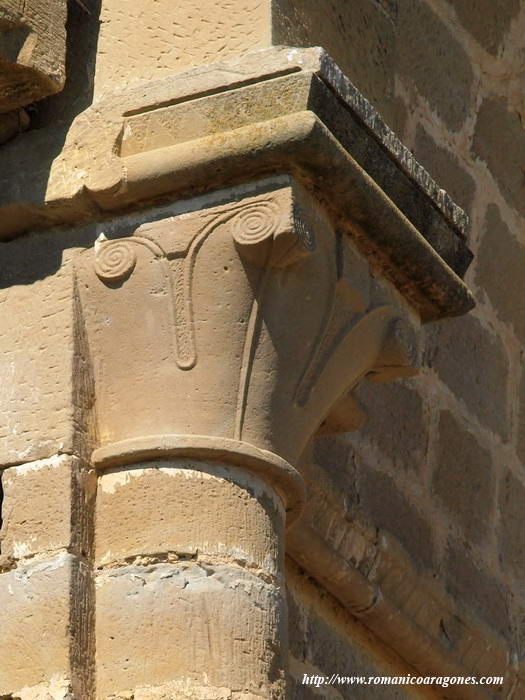 CAPITELES DE LA UNIN PRESBITERIO-NAVE EN EL LADO NORTE